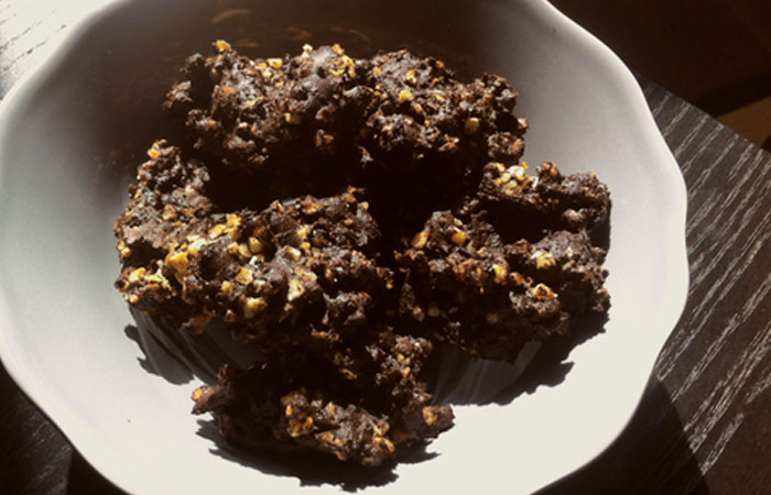 Rocas de chocolate con almendras – 47kcal